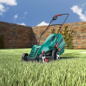 Tondeuses Bosch pour entretenir votre pelouse