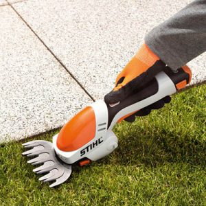 Cisailles à herbe Stihl