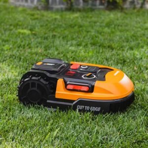Tondeuse Worx pour entretenir facilement votre pelouse