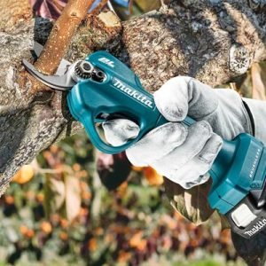 Sécateur Makita sans fil